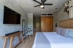 Tulum Studio: Rooftop Pool & Padel Court Access - Image 4
