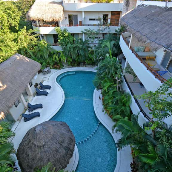 Tulum Penthouse: Rooftop Hot Tub & Pool Access - Image 1
